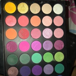 Morphe 35b pallet